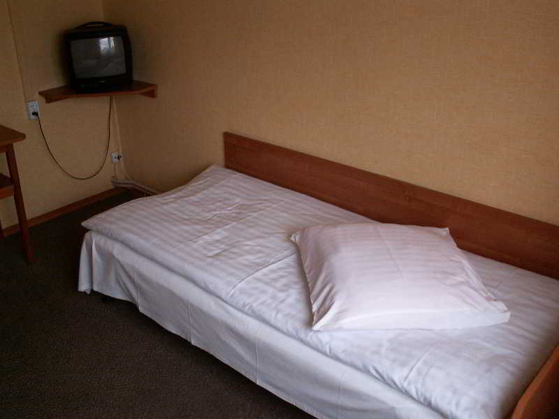 Hotel Pod Debem Tarnów Εξωτερικό φωτογραφία
